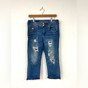 Distressed American Eagle Cropped Jeans